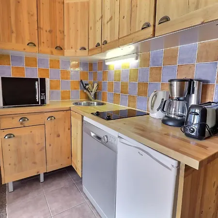 Les Proveres Apartmán *