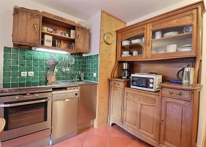 アパート Les Proveres メリベル