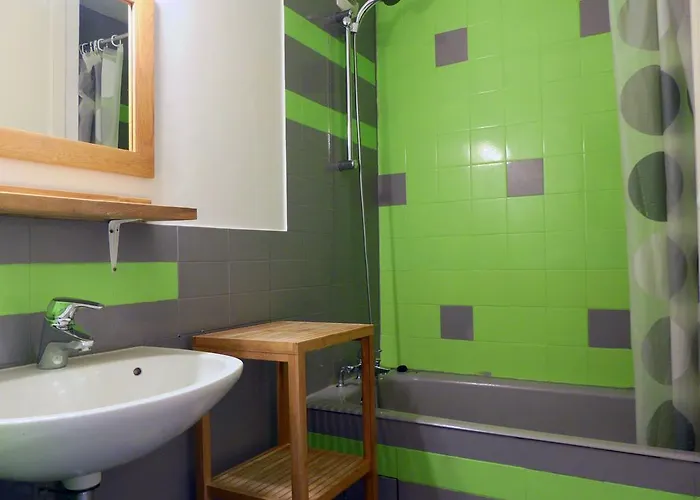 アパート Les Proveres メリベル